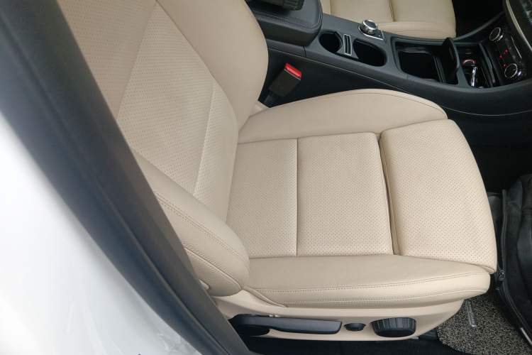 Used Mercedes-Benz GLA 2016 GLA 220 4MATIC Fashion Edition
