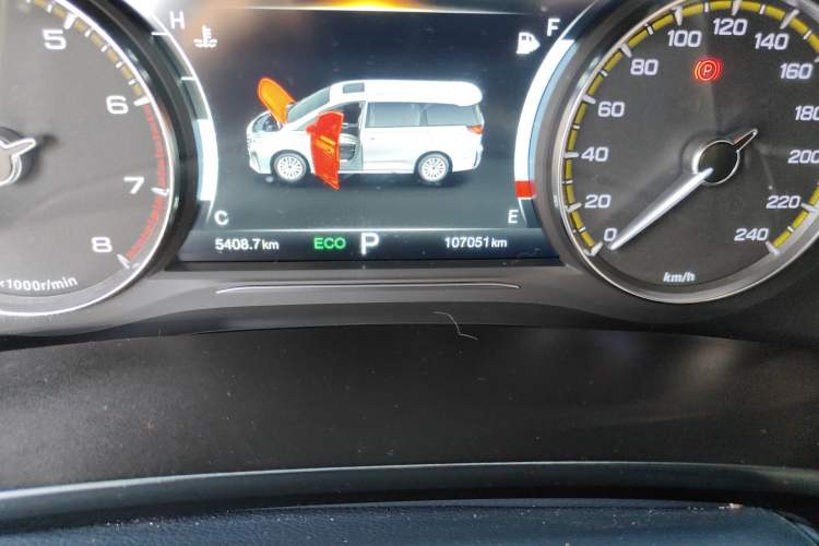 Used GAC Trumpchi M8 2023 Lingxiu Series 390T Luxury Edition Odometer Close Up