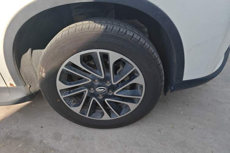 Used GAC Trumpchi GS4 2015 200T Manual Luxury Edition Right Front Wheel Hub