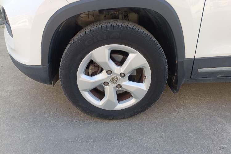 Used Baojun 510 2017 1.5L Automatic Fashion Model Exterior 4