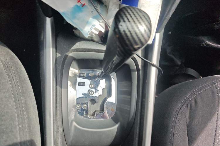 Used Peugeot 2008 2014 1.6L Automatic Fashion Edition
