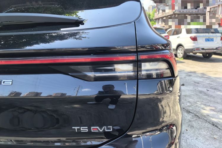 Used FORTHING T5 EVO 2021 1.5TD DCT Starry Edition Right Rear Taillight