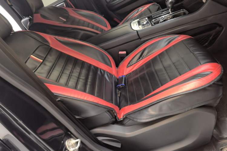 Used BAIC Off-Road BJ40 2019 Updated Version 2.0T Automatic All-Wheel Drive Urban Hunter Edition Premium China V Emission Standard
