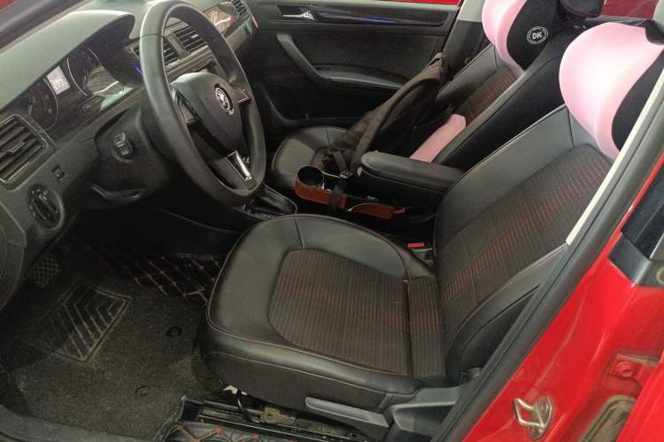 Used Skoda Rapid Spaceback 2016 Revised 1.6L Automatic Smart Drive Version
