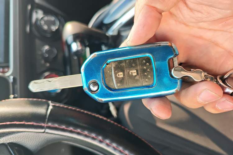 Used Honda Vezel 2020 1.5L CVT Pioneer Edition Vehicle Key