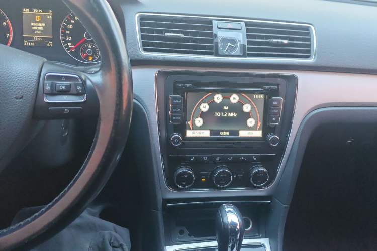 Used Volkswagen Passat 2014 1.8TSI DSG Prestige Navigation Edition