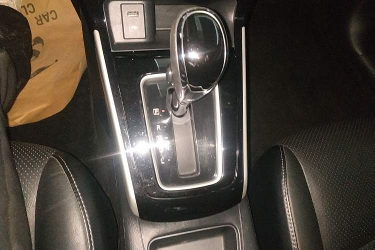 Used Nissan Sylphy 2019 1.6XV CVT Smart Connect Luxury Edition China VI Standard