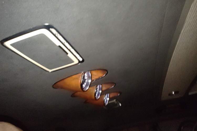 Used Mercedes-Benz Vito 2020 2.0T Business Version 7 Seats
