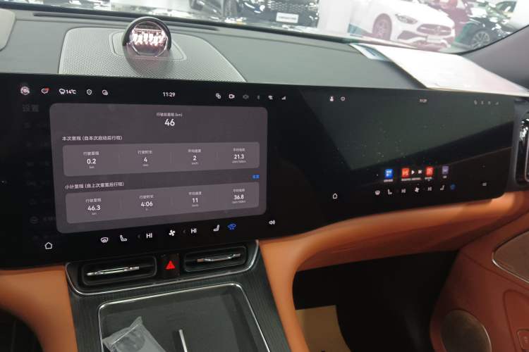 Used Hima AITO M8 2025 Model Pure Electric Ultra Six-Seat Four-Wheel-Drive Version