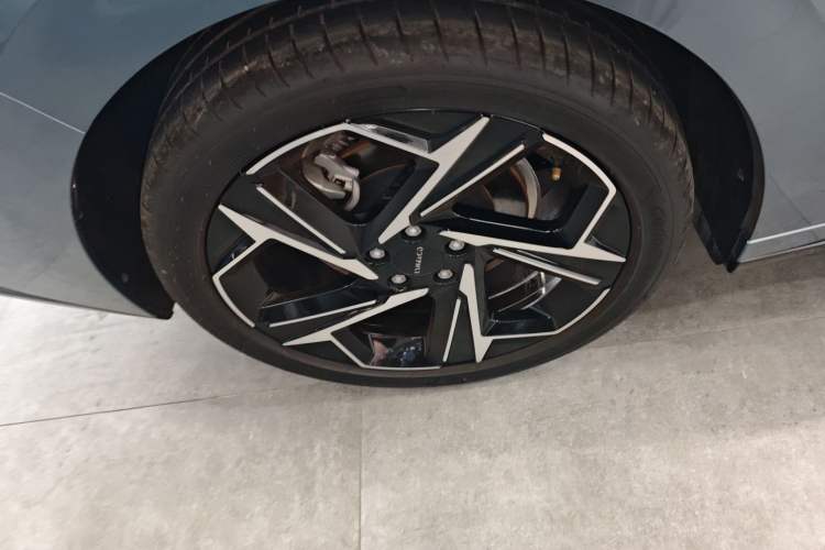 Used Lynk & Co 07 2024 EM-P 126 Long-Range Ultra