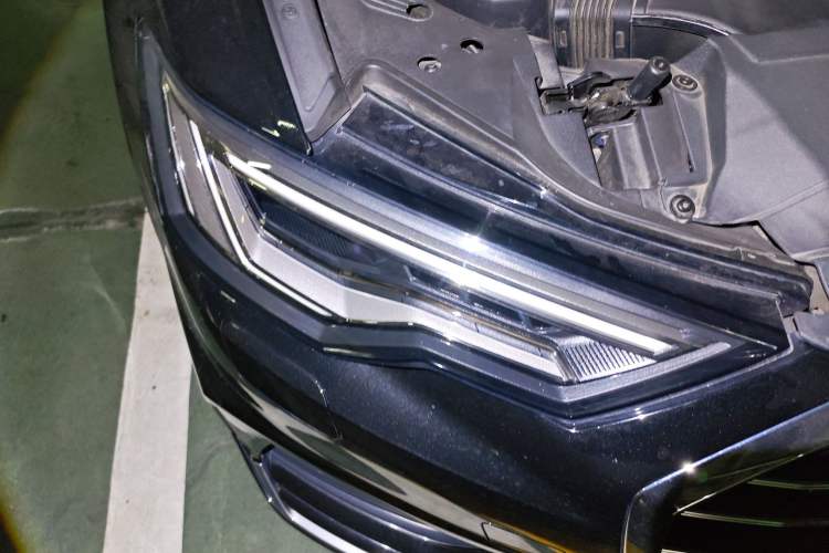 Used Audi A6L New Energy 2020 55 TFSI e quattro Right Front Headlight