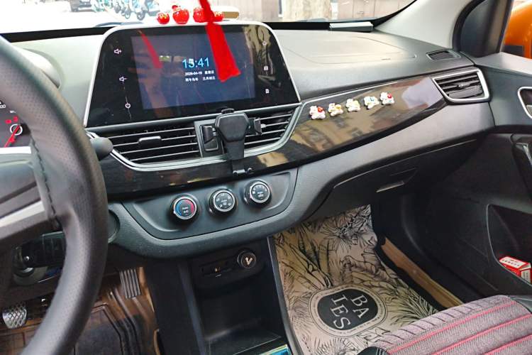 Used Baojun 310 2017 1.5L Manual Fashion Model
