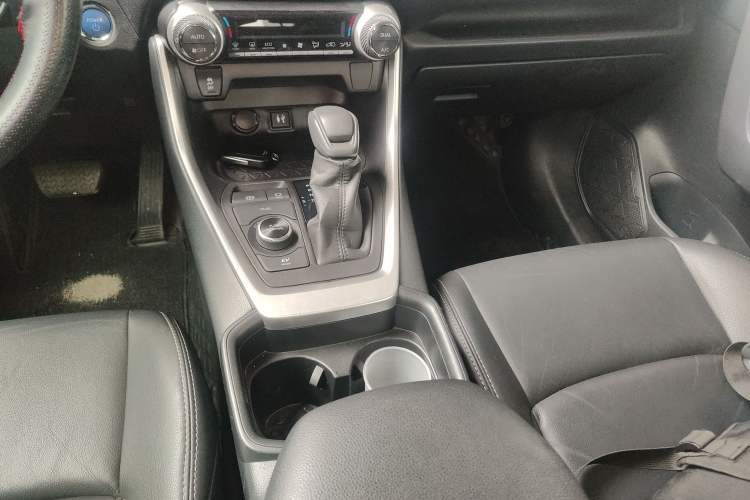 Used Toyota Wildlander 2021 Dual-Motor 2.5L E-CVT Four-Wheel Drive Luxury Edition Gear Lever