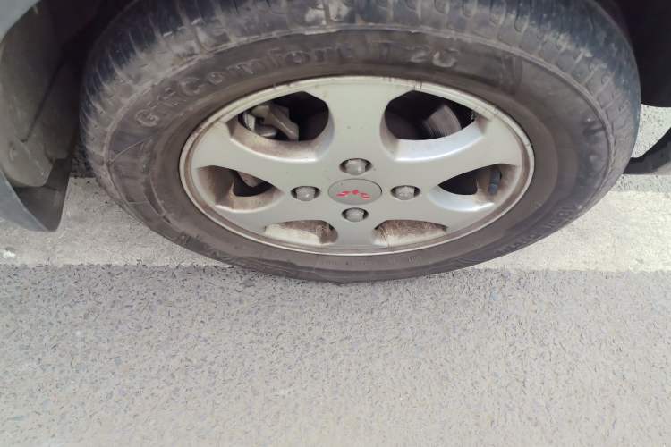 Used Wuling Hongguang 2014 1.2L Standard Model China IV
