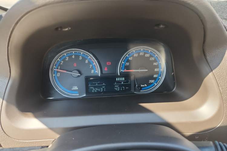 Used Baojun 730 2014 1.5L Manual Luxury Navigation ESP Version 7 Seats