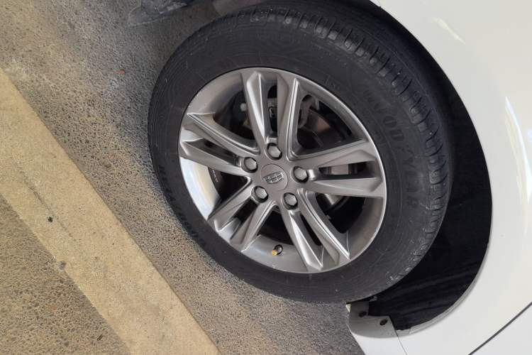 Used Geely Auto Emgrand 2017 Sedan Million Edition 1.5L CVT Upward Version