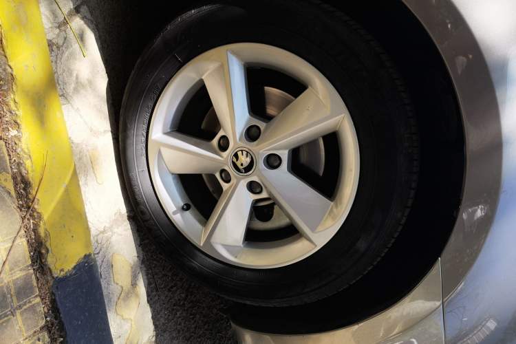 Used Skoda Octavia 2016 1.6L Manual Trend Edition