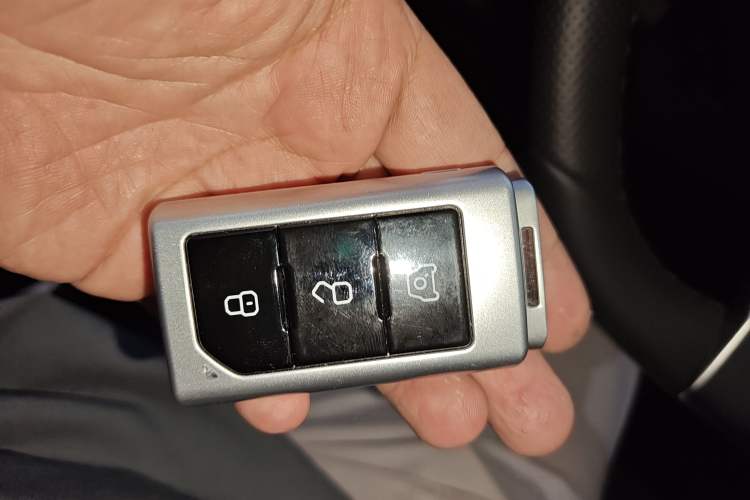 Used 212 T01 2024 2.0T Mechanic
