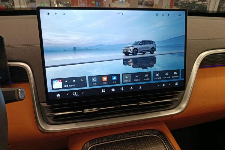 Used Dongfeng eπ eπ008 2025 210 Ultra Range-Extended Version 5 Seats
