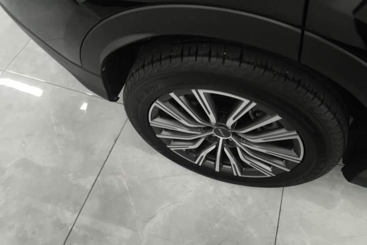 Used JETOUR X70 PLUS 2023 1.6T DCT Stronger 5-Seater