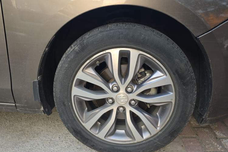 Used Buick GT 2019 18T Automatic Connected Elite Model China VI Standard
