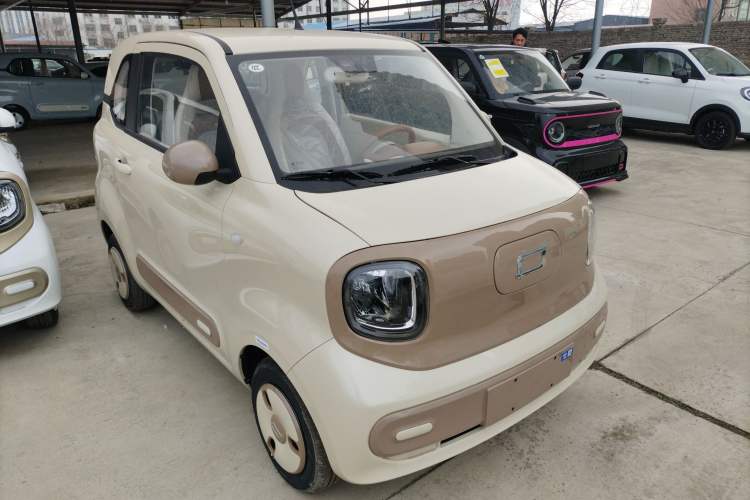 Used Bestune Pony 2026 Model 222km Cute Horse Plus