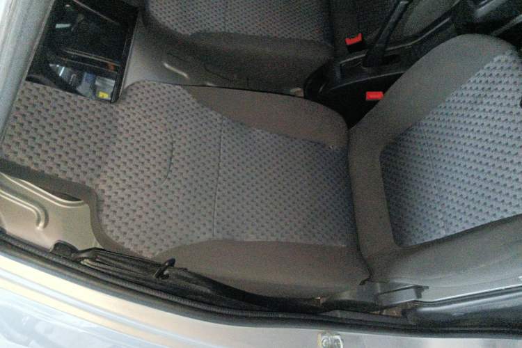 Used Wuling Zhiguang 2023 1.5L Utility Version with Enclosed Windows 2 Seats