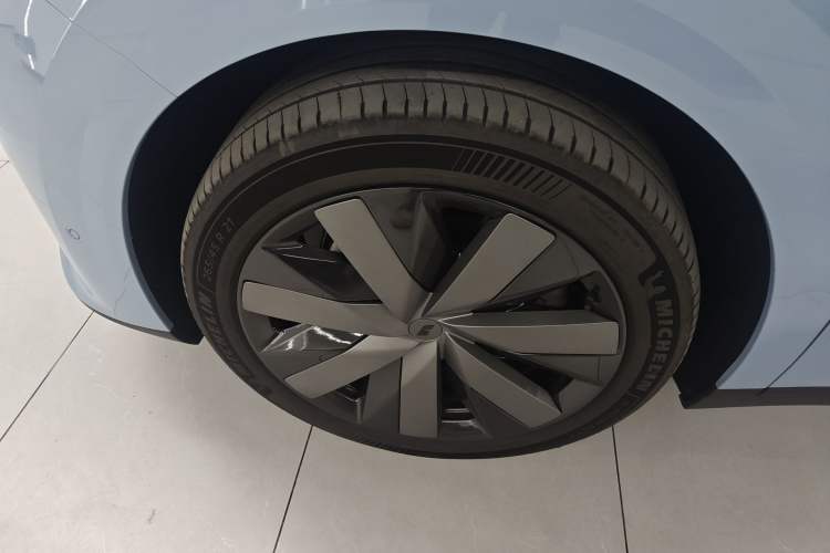 Used Li Auto i8 2025 Model Standard Version