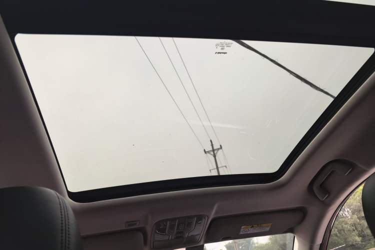 Used Haval H6 Coupe 2015 Blue-Label Facelift 2.0T Manual Two-Wheel Drive Urban Version