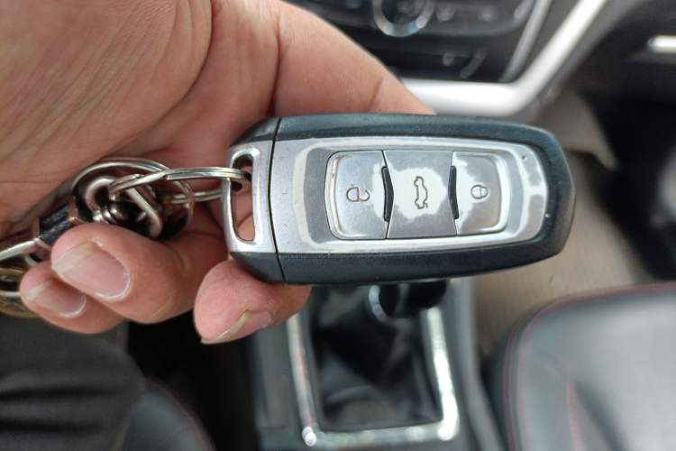 Used Geely Auto Emgrand 2015 Sedan 1.5L Manual - Top Trim Level