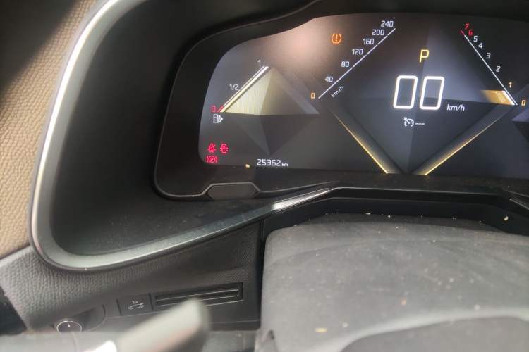 Used DS 7 2020 35THP Montmartre Edition