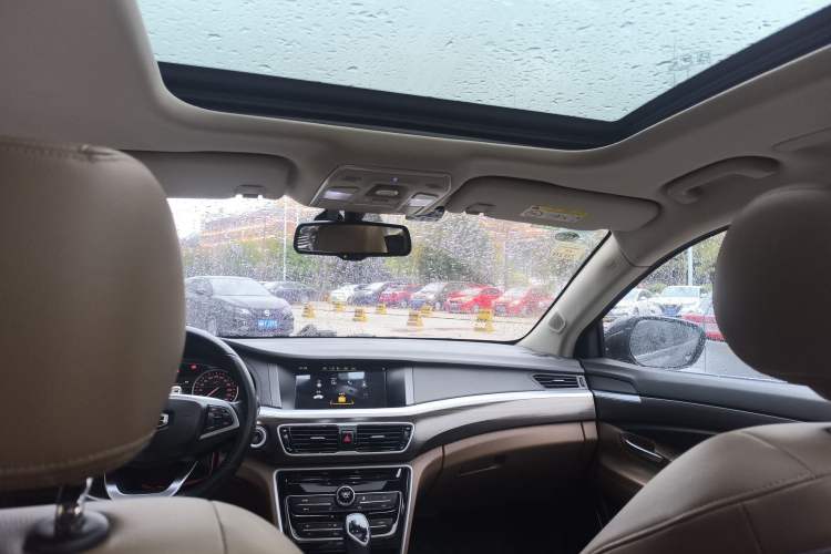 Used Geely Auto Emgrand GT 2017 1.8T Luxury Model
