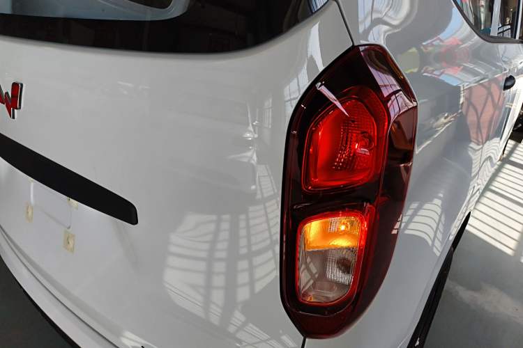 Used Wuling Hongguang New Energy 2024 All-Electric Model 300KM Standard Version