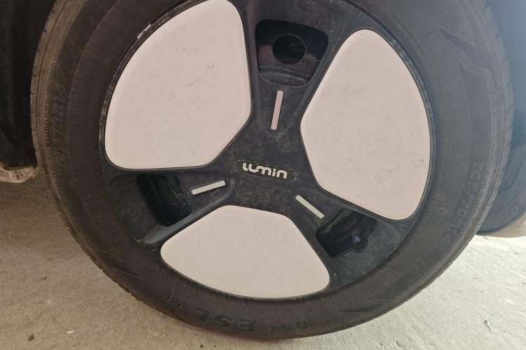 Used CHANGAN NEVO Lumin 2025 205 km Xiangqin Version
