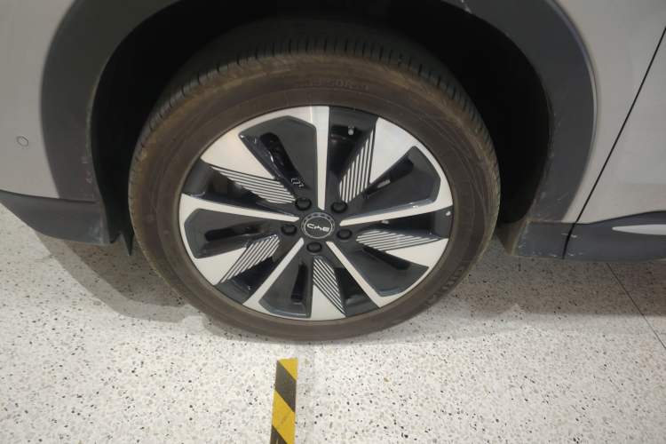 Used BYD Song PLUS New Energy 2025 EV Intelligent Driving Version 520km Premium Model
