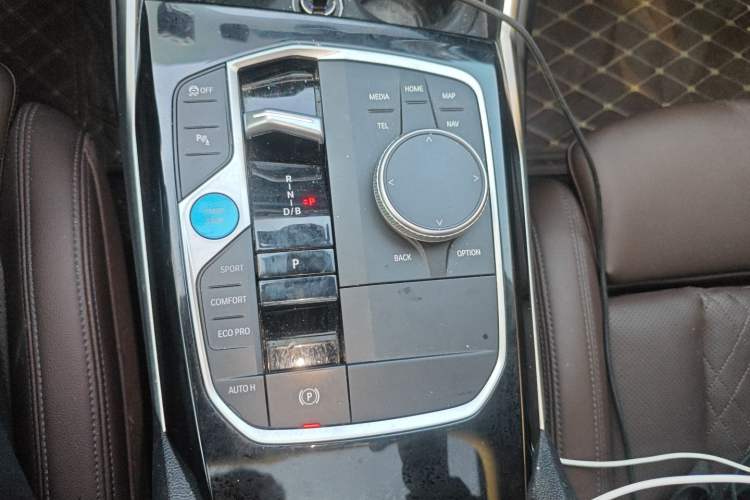 Used BMW i3 2022 eDrive 35 L
