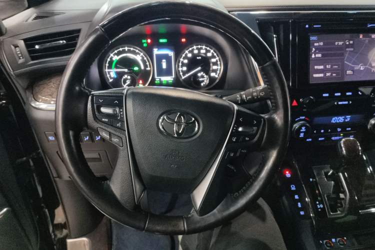 Used Toyota Alphard 2019 Dual-Engine 2.5L Prestige Edition
