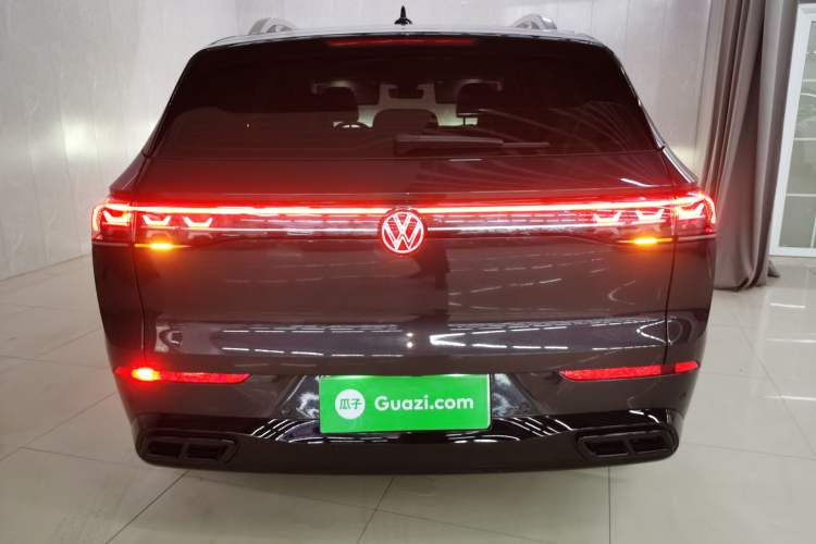 Used Volkswagen Tavendor 2023 380TSI Four-Wheel Drive R-Line Cruise Edition
