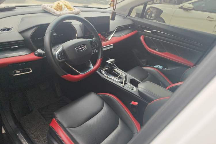 Used Geely Auto Emgrand S 2021 1.4T CVT Prestige Edition Center Console