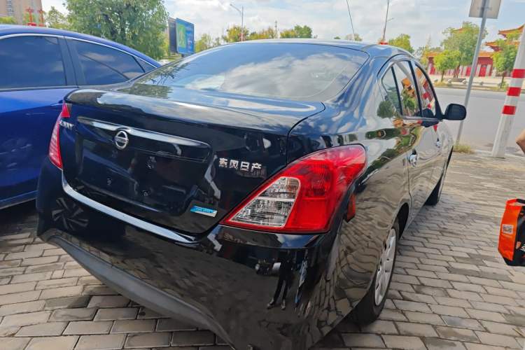 Used Nissan Sunny 2016 1.5XE Manual Leading Edition
