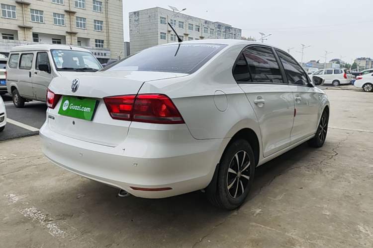 Used Volkswagen Santana 2015 1.4L Manual Fashion Edition Rear Right 45 Deg