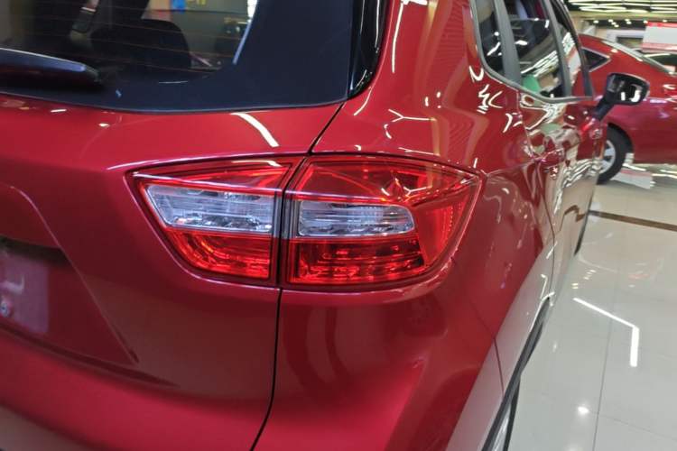 Used CHANGAN CS15 2016 1.5L Manual Fashion Edition