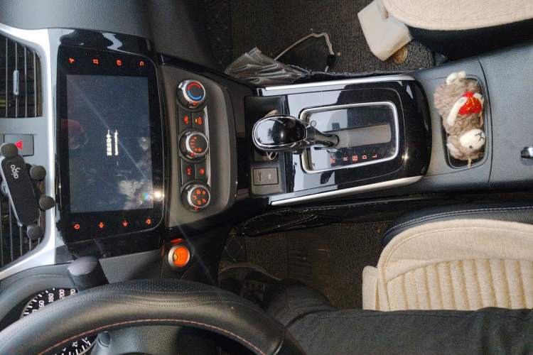 Used Nissan Sylphy 2019 1.6XV CVT Smart Connect Luxury Edition China VI Standard