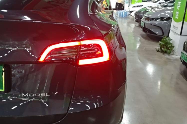 Used Tesla Model Y 2024 Rear-Wheel-Drive Version