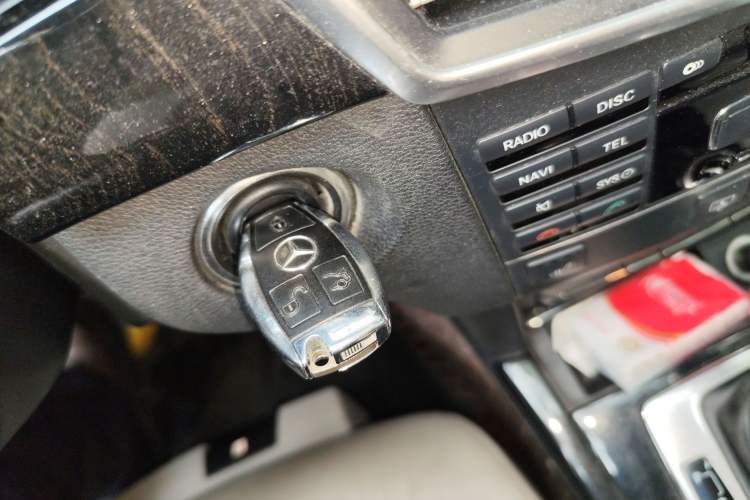 Used Mercedes-Benz E-Class 2011 E 260 L CGI Fashion Model
