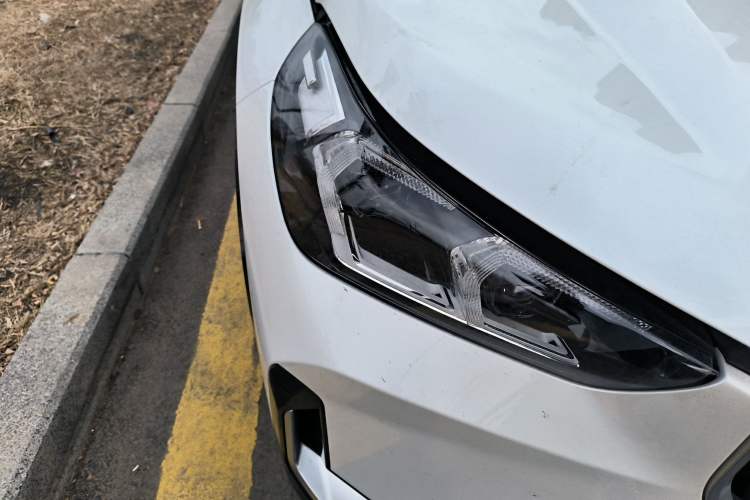 Used BMW X1 2023 sDrive25Li X Design Package Right Front Headlight