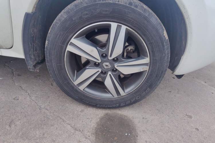 Used Renault Koleos (Import) 2014 2.5L 4x4 Comfort Edition
