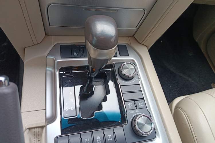 Used Toyota Land Cruiser  Gear Lever