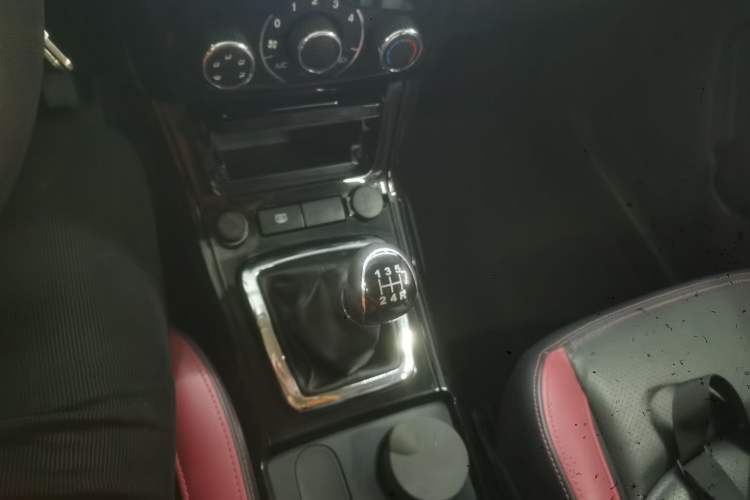Used HYOSOW S3 2015 1.5L Comfort Version National V
