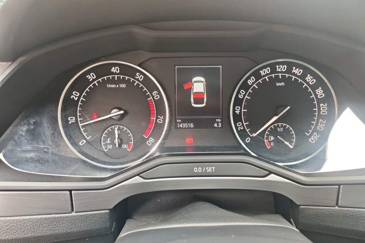 Used Skoda Superb 2016 TSI330 DSG Innovation Edition
